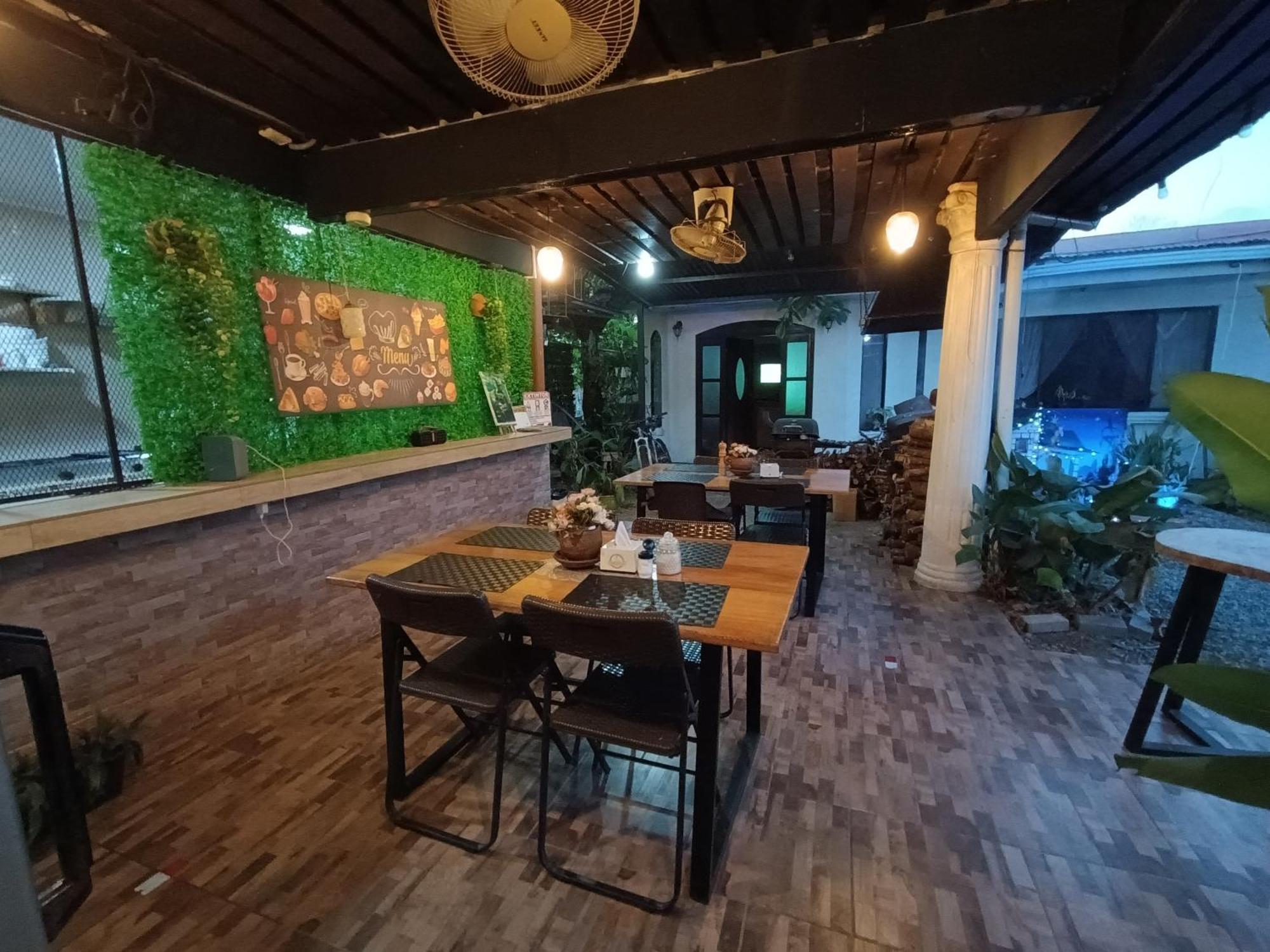 Hospedaje La Galerie Ciudad Cortés Exteriér fotografie